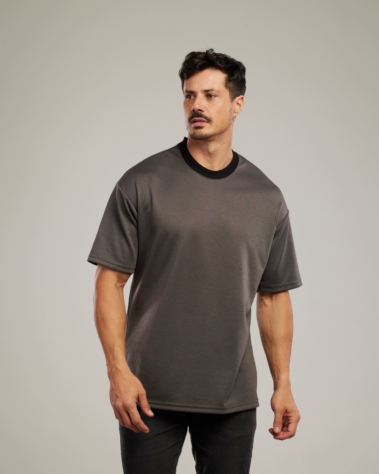 Camiseta Oversized Duo — Lunfe Outlet — foto 5