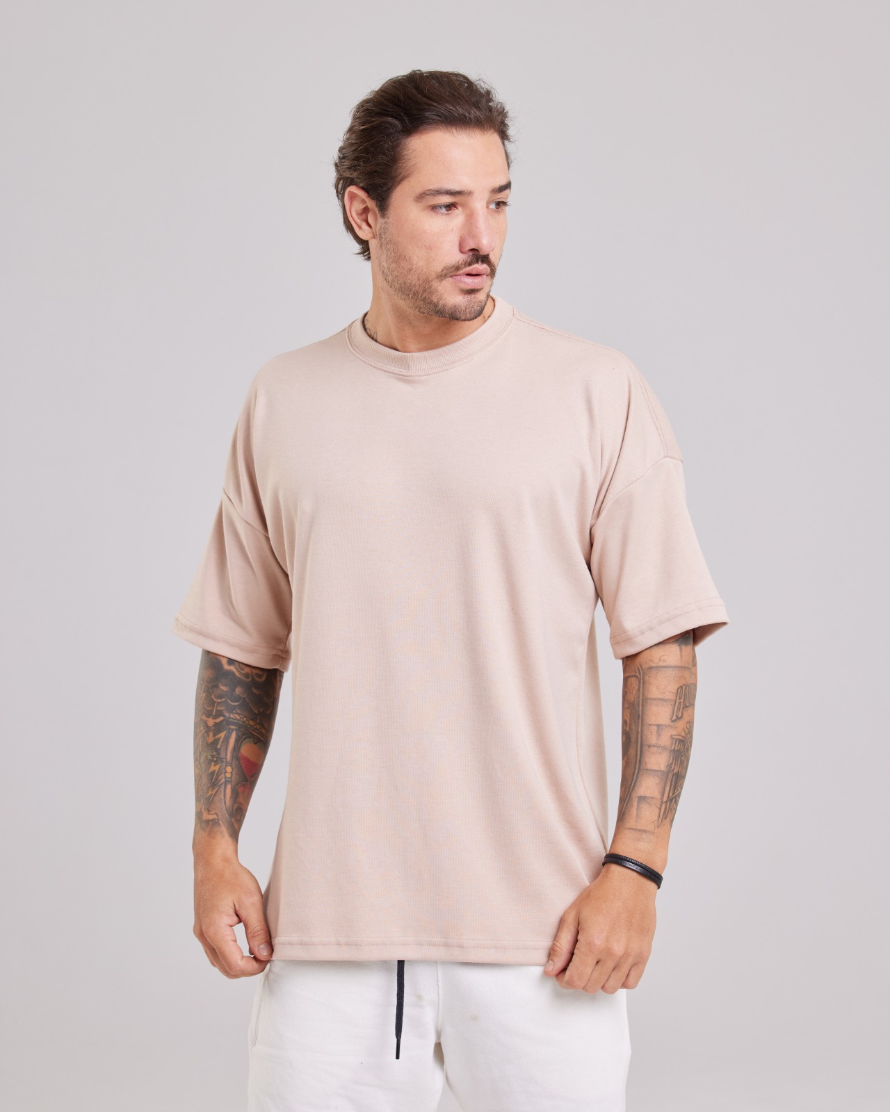 Camiseta Oversized Suedine Peruano Bege — Lunfe Outlet — foto 6