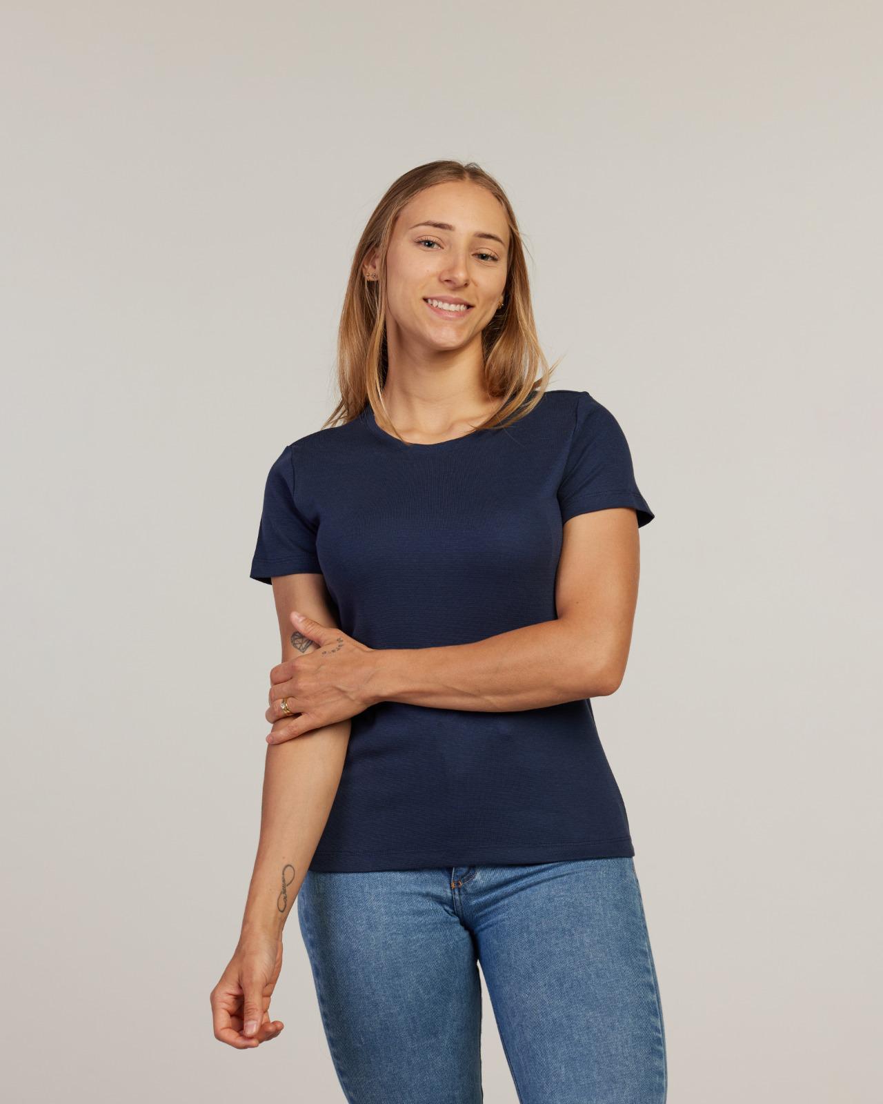Camiseta Baby Look Básica Feminina — Lunfe Outlet — foto 5