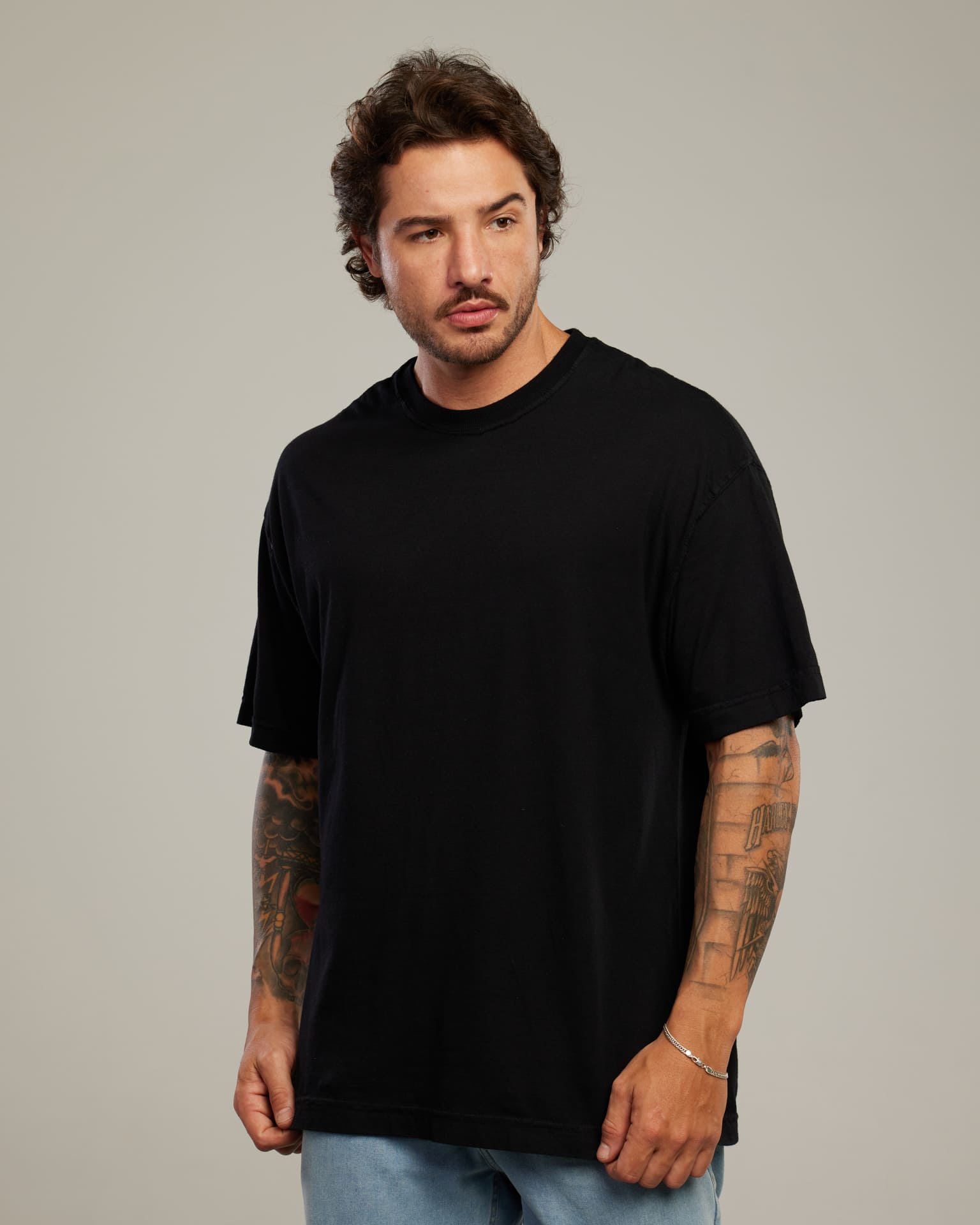 Camiseta Oversized Drop Shoulder