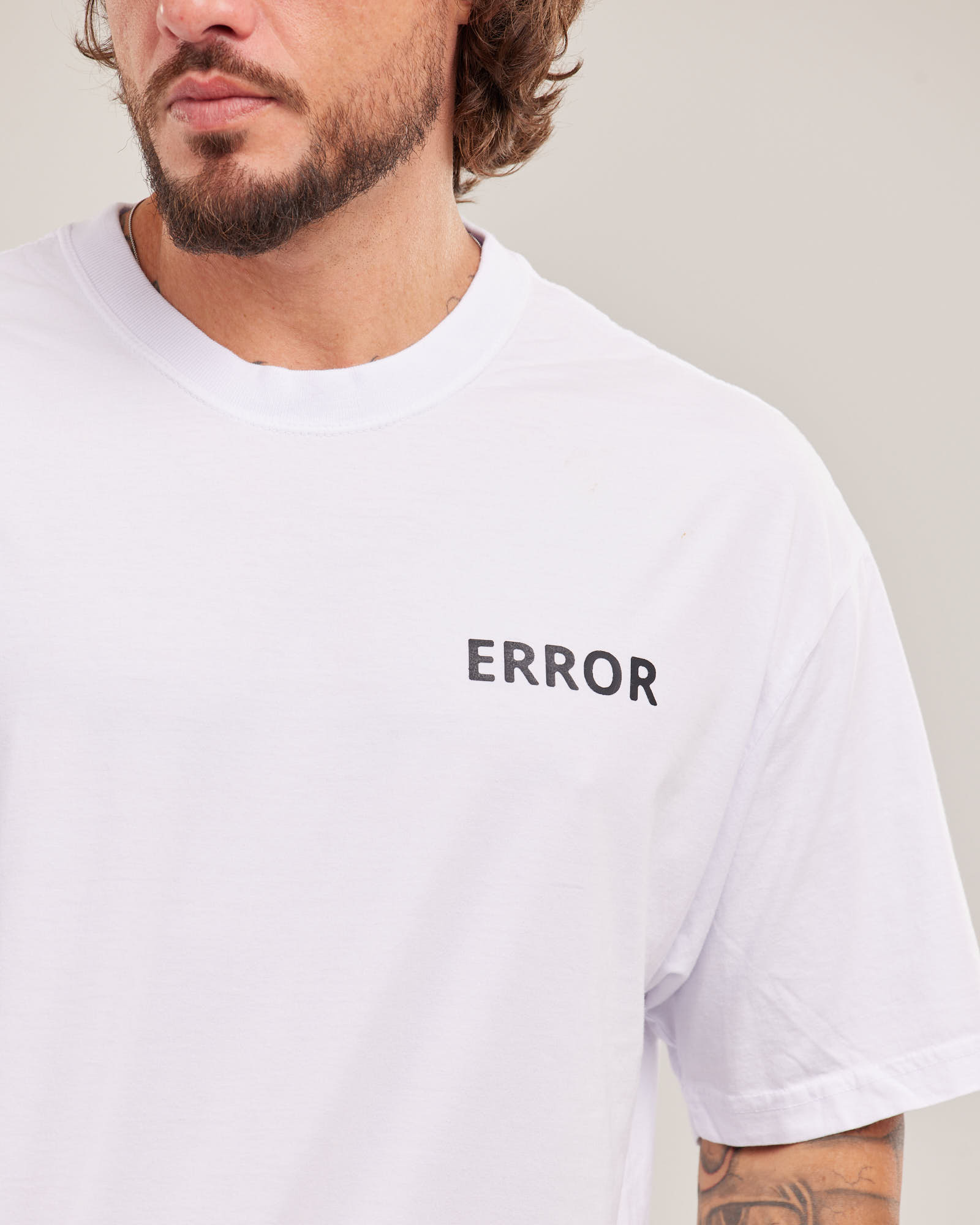 Camiseta Oversized Error 404 Evolvee — Lunfe Outlet — foto 3