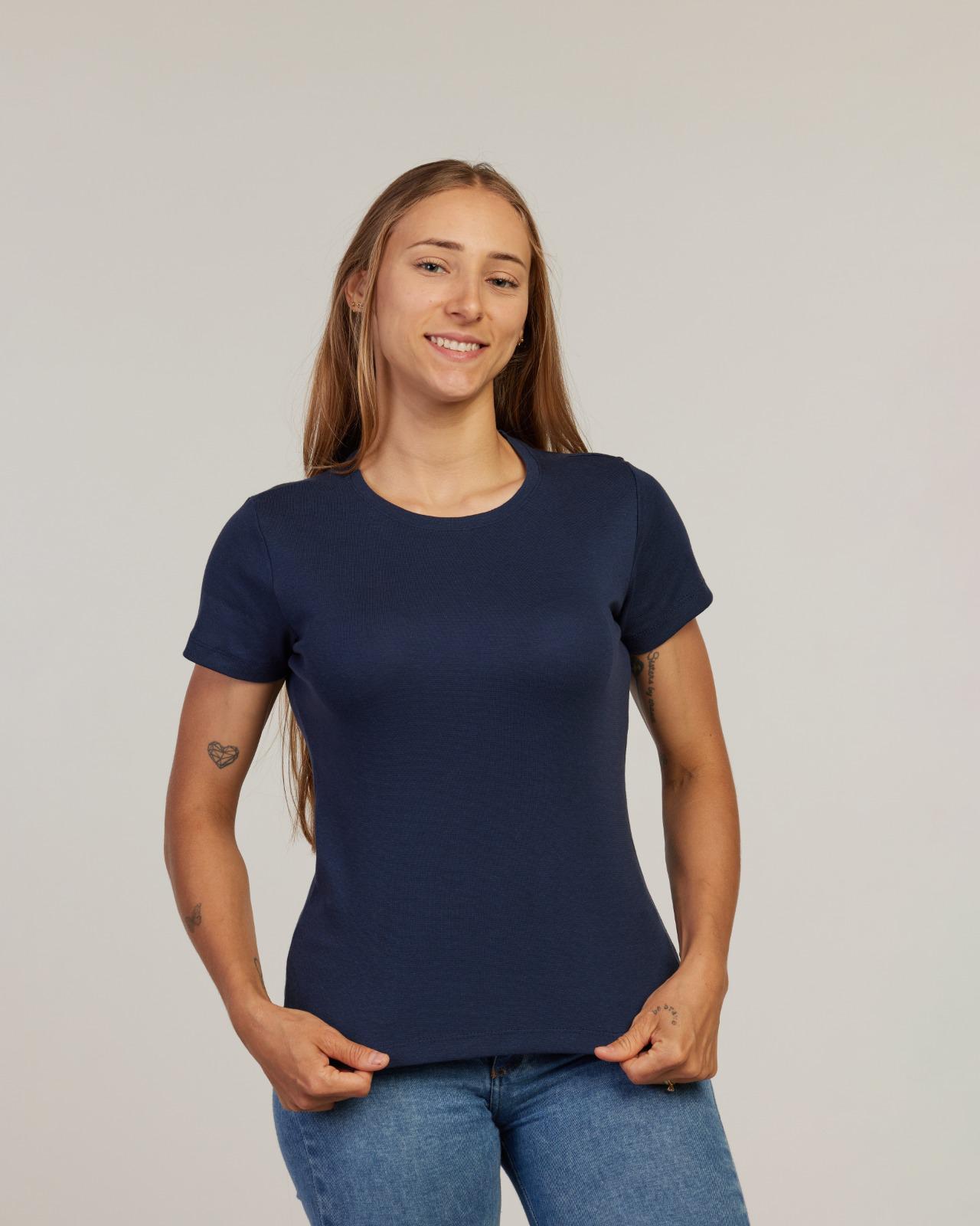 Camiseta Baby Look Básica Feminina — Lunfe Outlet — foto 6