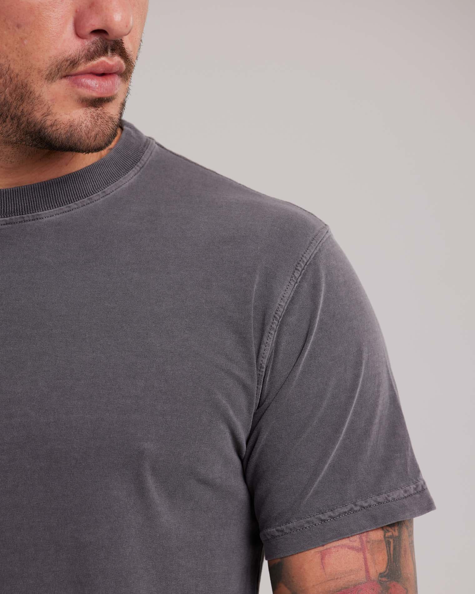 Camiseta Estonada Cores Vibrantes Preto — Lunfe Outlet — foto 4
