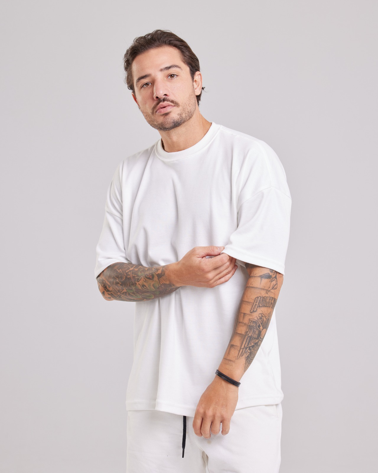 Camiseta Oversized Suedine Peruano Cinza — Lunfe Outlet — foto 5